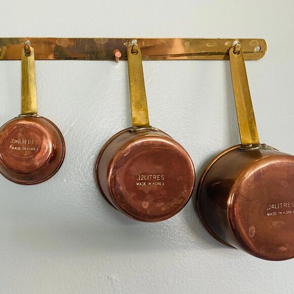Copper Measuring Cups with Brass Rack - 5 Piece Metric Nesting Set - Picture 1 of 7